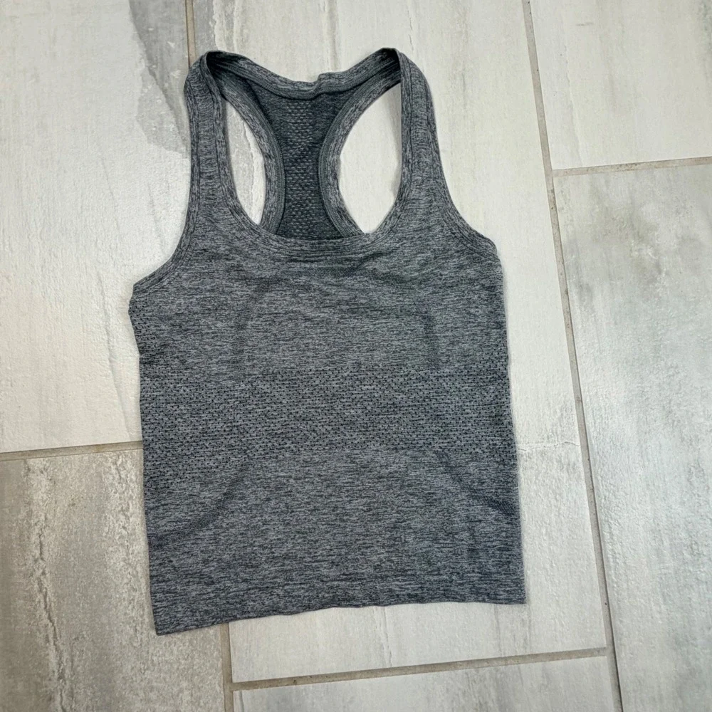 Lululemon Swiftly Tech Racerback Tank Top 2.0 Heathered Grey Size 4